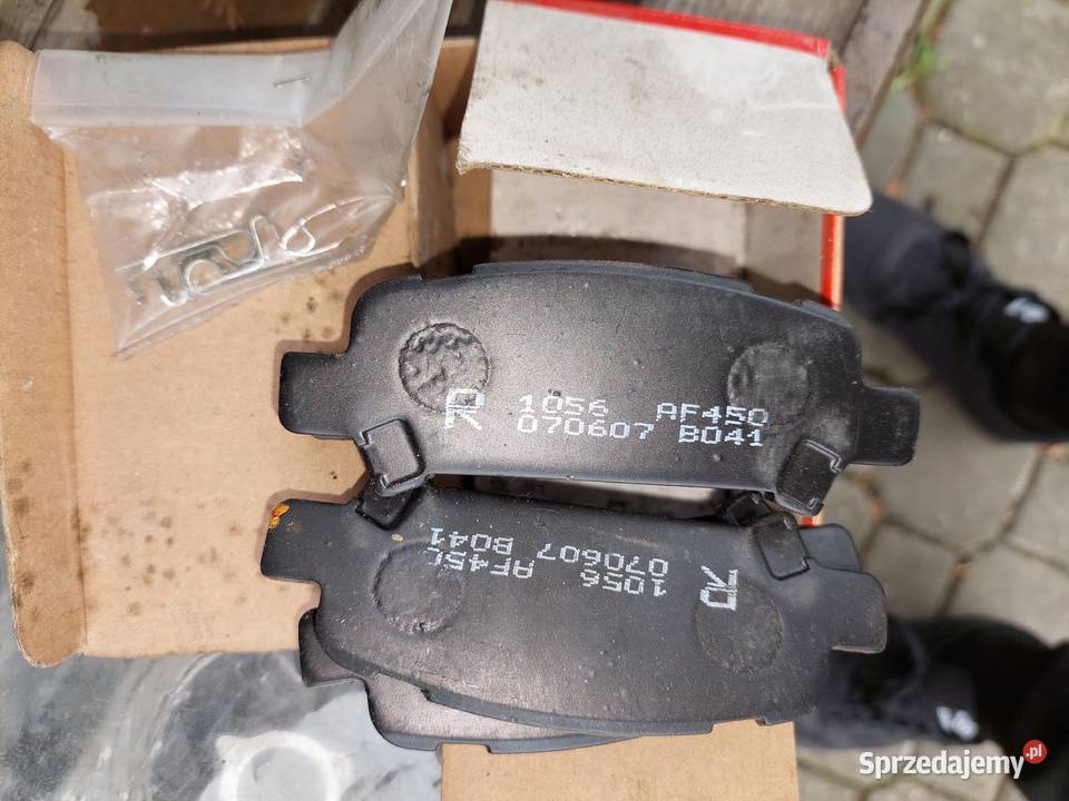 KLOCKI HAMULCOWE SUBARU FORESTERLEGACY NIPPARTS Kielce sprzedam