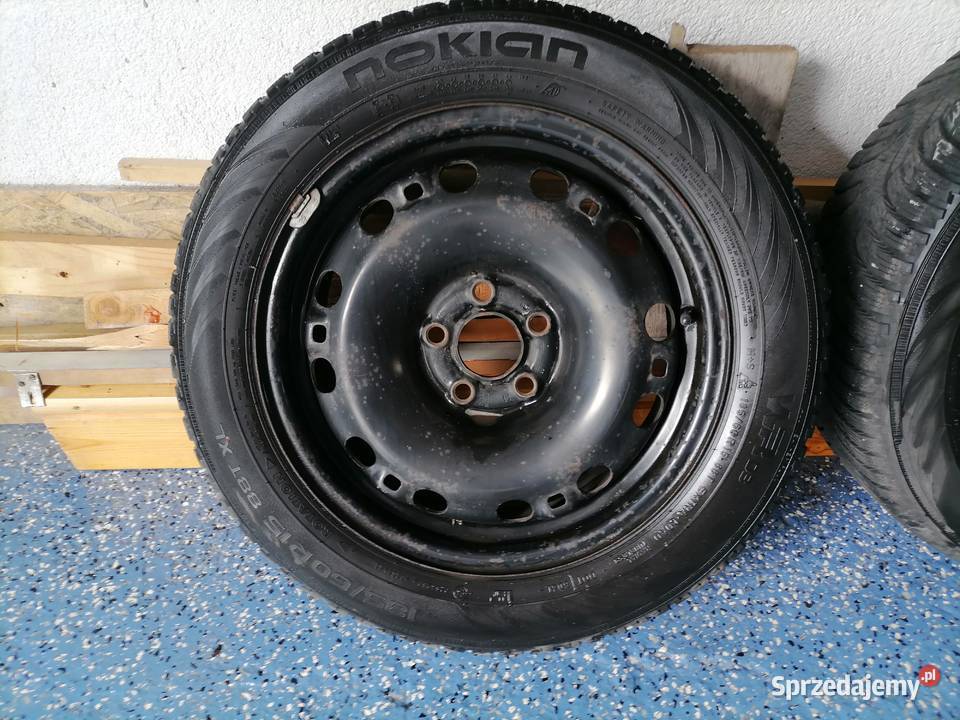 Koła zimowe 15 do Skody marki Nokian Robakowo sprzedam