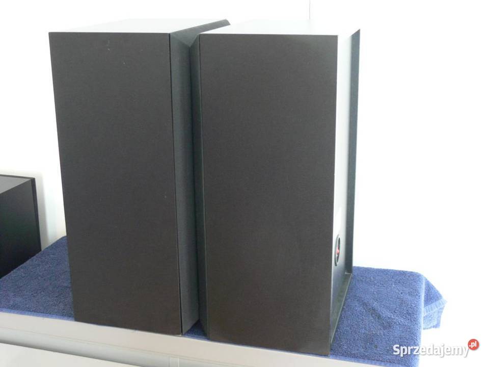 Śliczne kolumny Universum mocne i sprawne