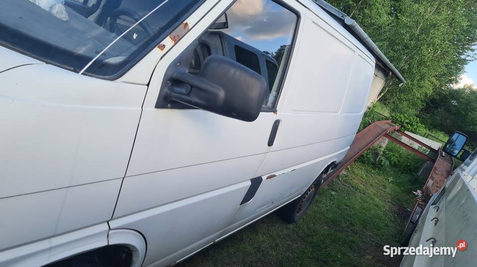 Sprzedam VW T4 z 2000 r poj 19 TD przebieg 220 z wspomaganie kierownicy Samochody dostawcze Odrzywół sprzedam