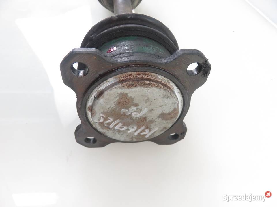 PÓŁOŚ PRAWA PRZEDNIA MITSUBISHI PAJERO SPORT I