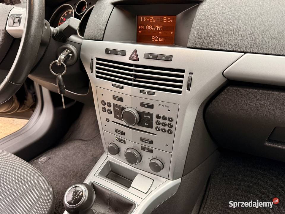 Opel Astra 16 115 Klimatyzacja Alufelgi Będzin