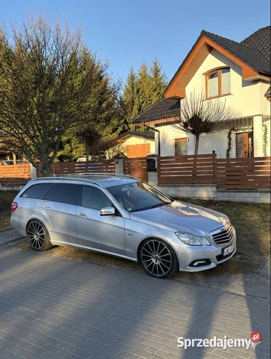 Mercedes e350d bluefficient avangarde 7gtronic 4/5 Klasa E Rumia