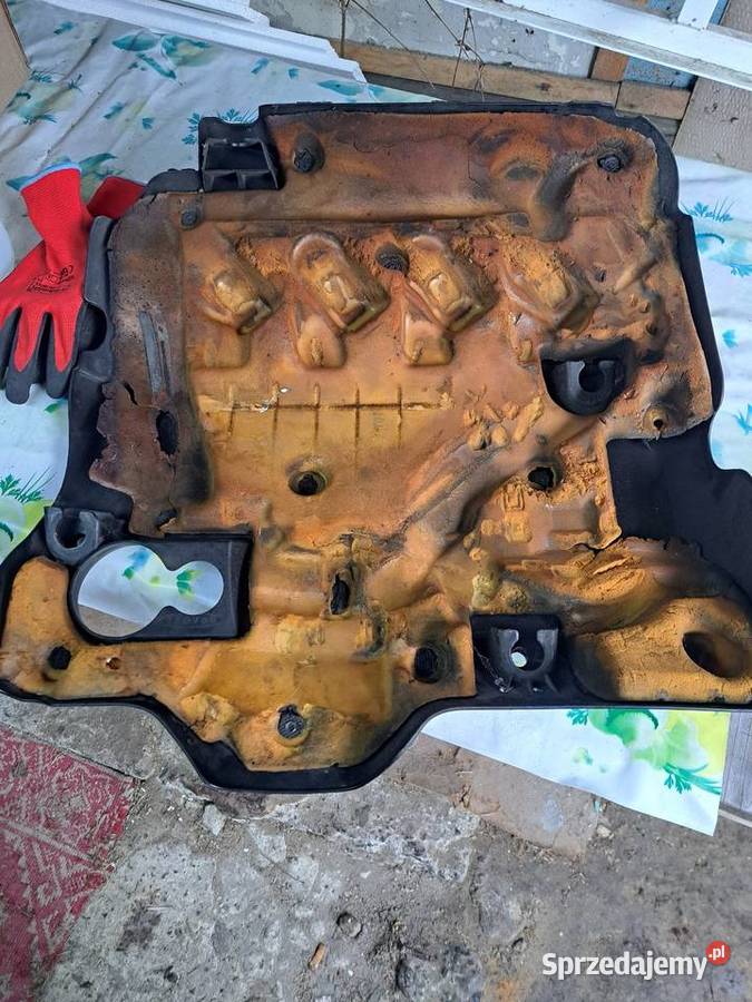 Pokrywa silnika peugeot 16 HDI nieuszkodzony Trawniki