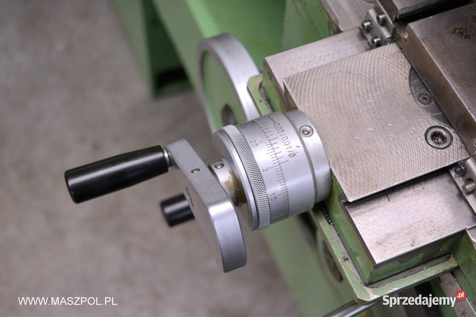 Tokarka uniwersalna TUM 35 D1 x 1000 FAMOT Głowno
