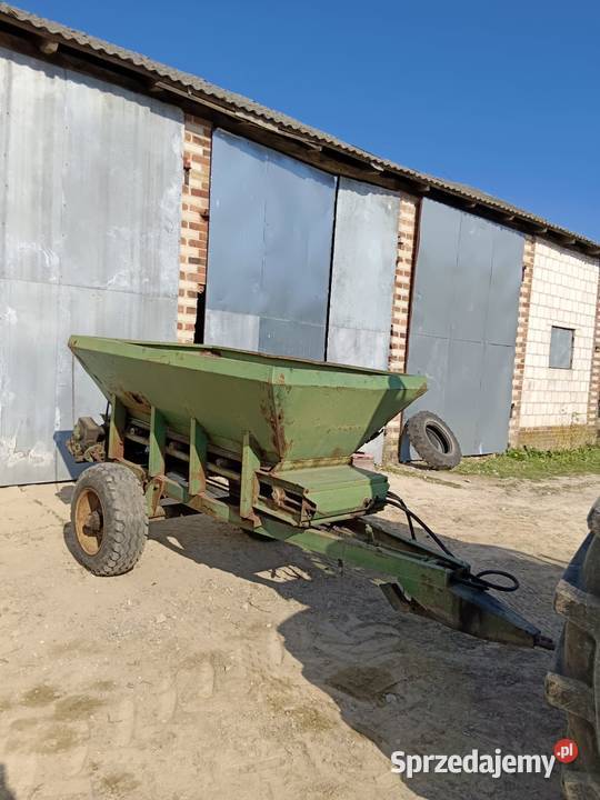 SPRZEDAM rozrzutnik do wapna Kozice Dolne-Kolonia sprzedam