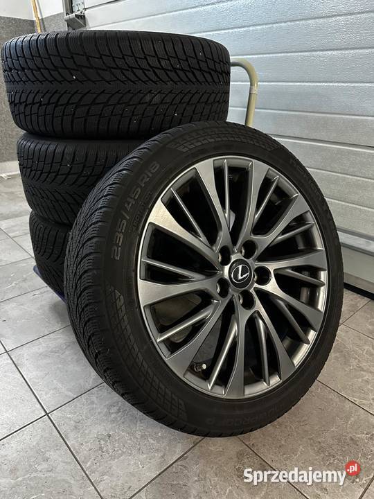 Opony zimowe (komplet) z felgami NOKIAN 235/45 R18 Lexus