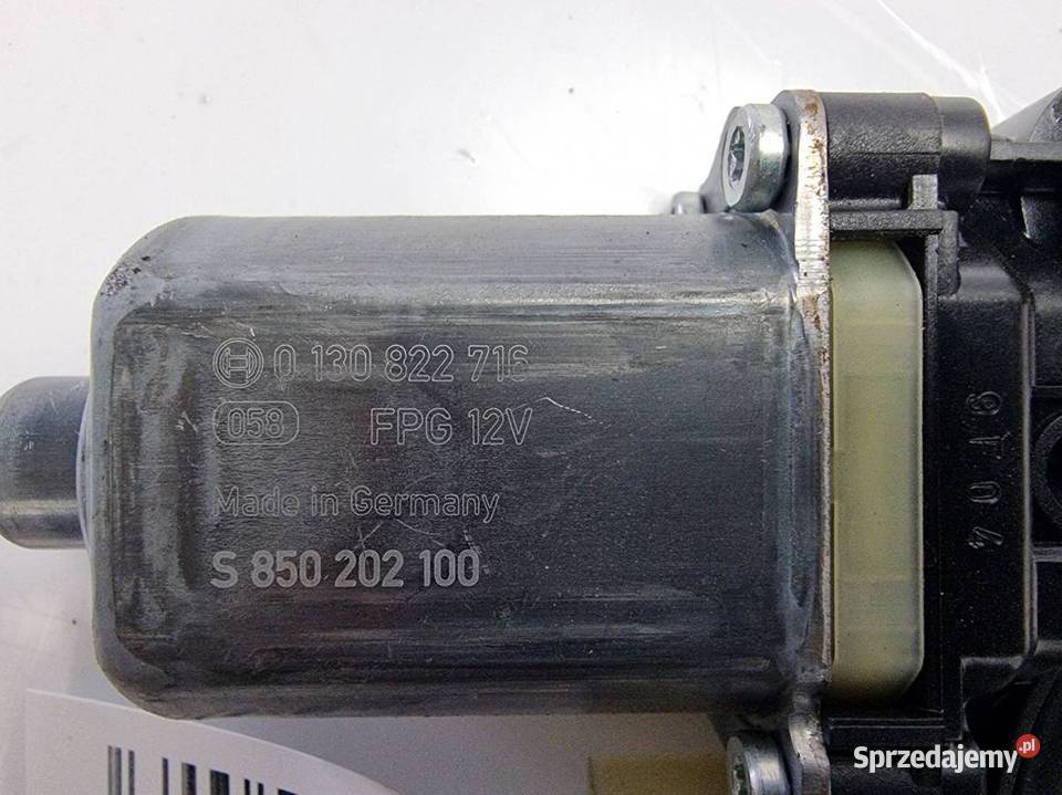 SILNICZEK SZYBY PP SKODA OCTAVIA III 0130822716 Lipno