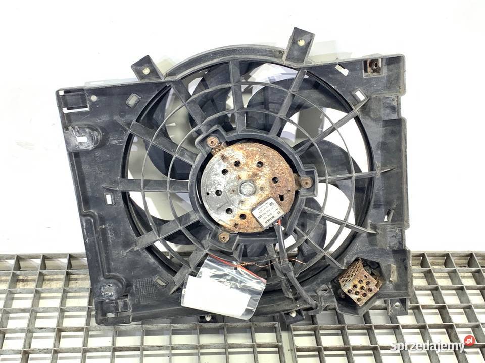 WENTYLATOR KLIMATYZACJI OPEL ASTRA H 0130303960 Wentylatory chłodnic klimatyzacji