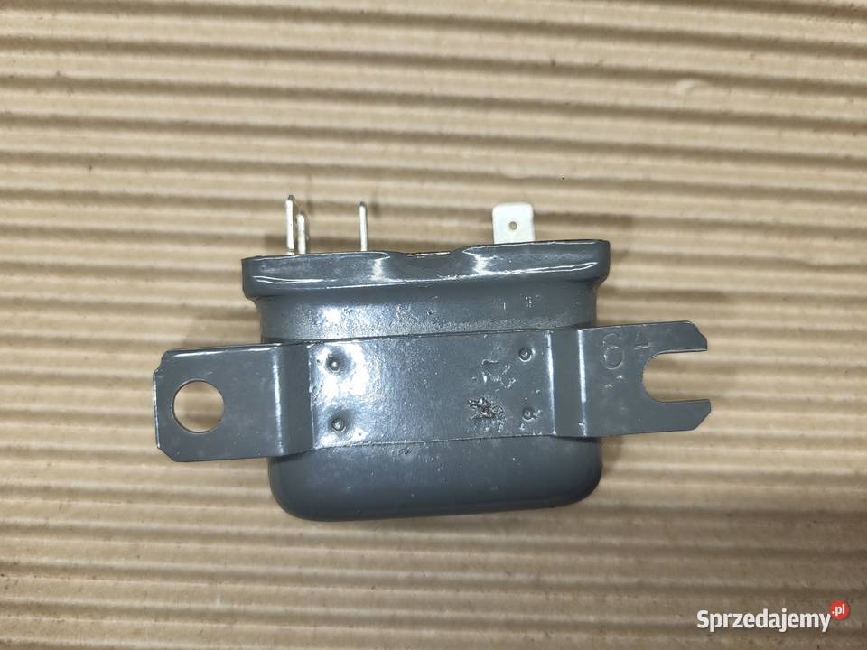 Fiat 125 p FSO Żuk Nysa Nowy przekaźnik świateł osobowe