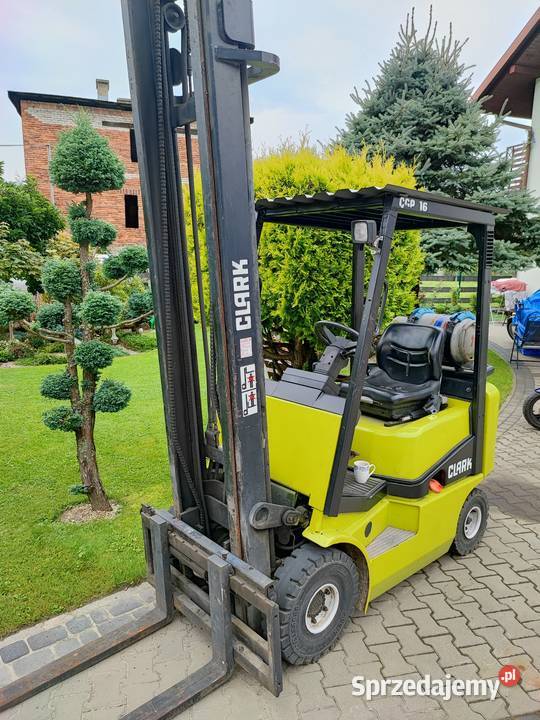 Wózek widłowy Clark 16 t przesuw z Niemiec LPG Maków Podhalański