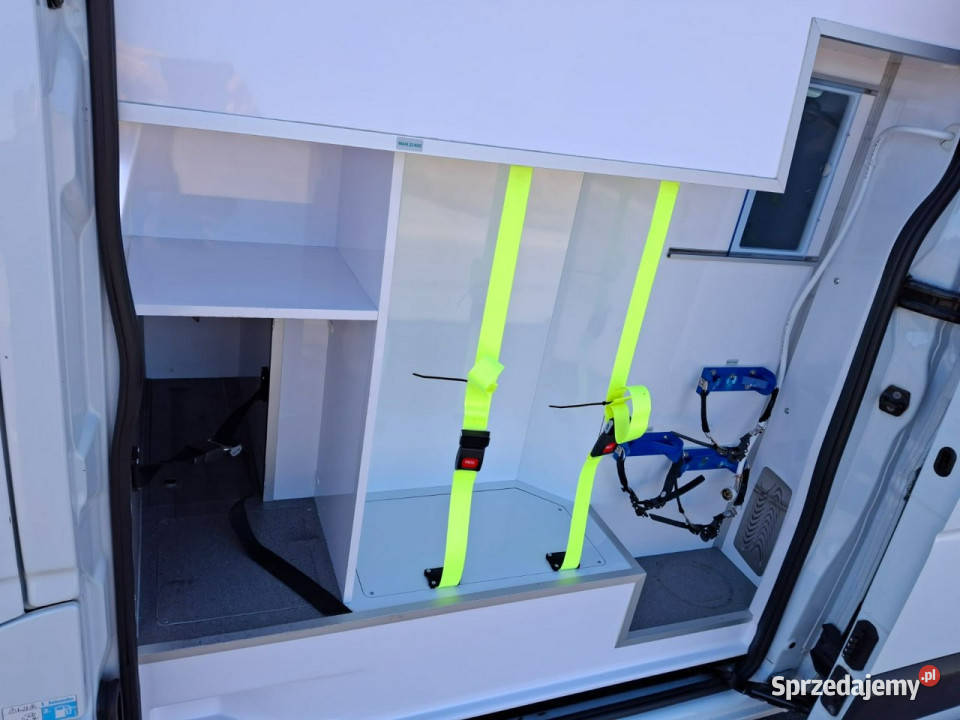 ambulansy Renault Master 23 dci 170 Ambulance 23 Rok produkcji 2018 wielkopolskie Pleszew