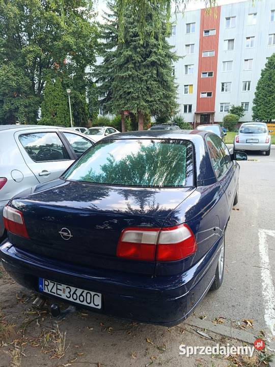 Opel Omega B fl 22 144 benzyna LPG klimatyzacja Omega Motoryzacja podkarpackie
