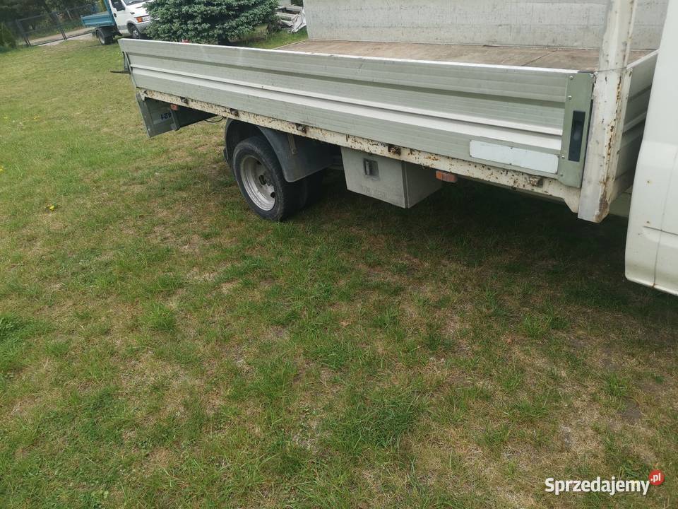 Skrzynia 420x210 z forda manualna