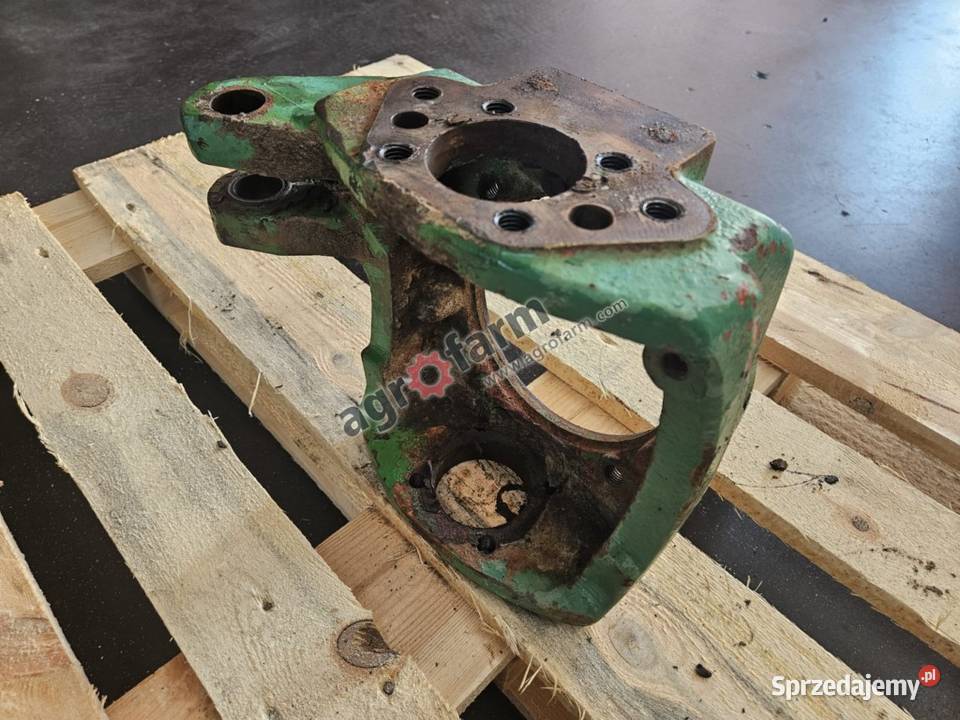 Zwrotnica LH FWD John Deere 4350 4240S