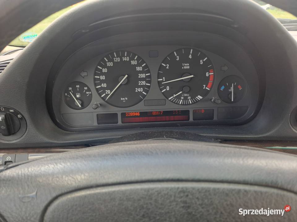 BMWE38 735i V 8 Shadowline Wronki