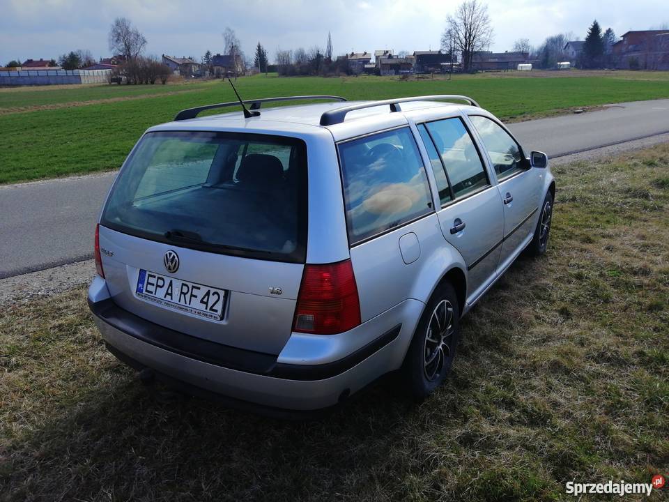 Volkswagen Golf IV 1.6 sr LPG Piątkowisko Sprzedajemy.pl