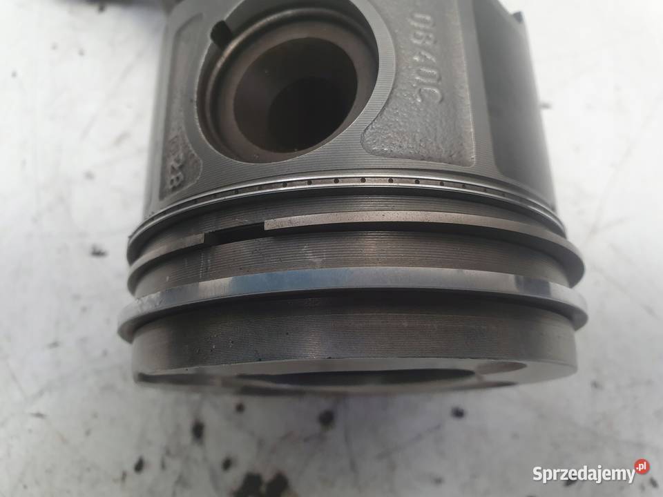 BMW E87 E90 E91 20 D TŁOK KORBOWÓD M47 0840C osobowe Blok silnika Janów