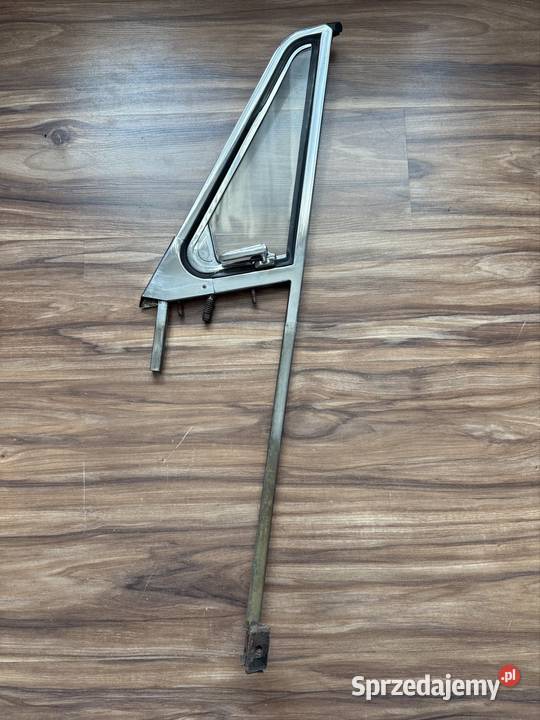 Przeszklenie drzwi prawych MG MGB GT Świebodzin sprzedam