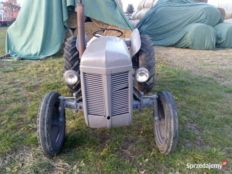 Massey Ferguson Massey Ferguson Radom