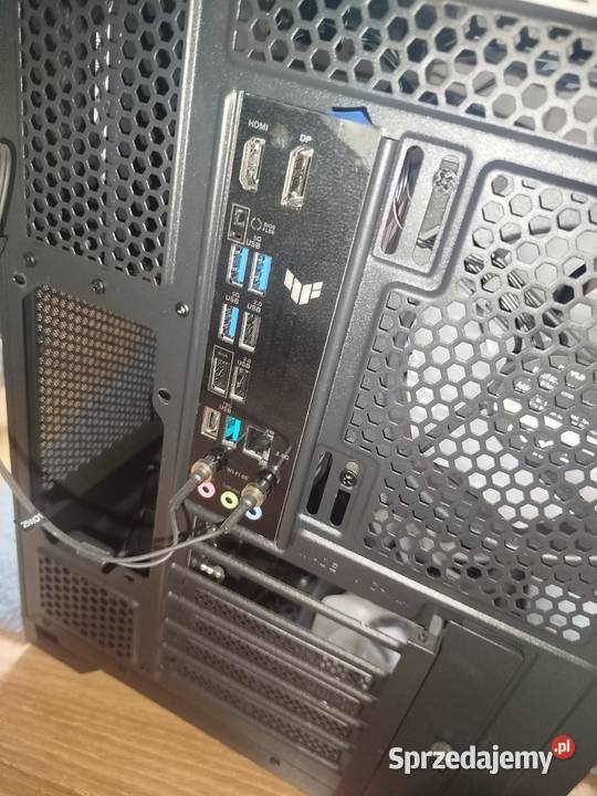 Mam na sprzedaż niedokończonego kompa