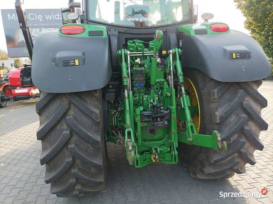 Ciągnik rolniczy John Deere 6215R Jatutów