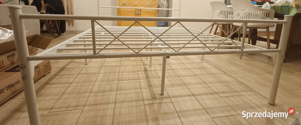 Metalowa rama łóżka Ramy i stelaże Klucze