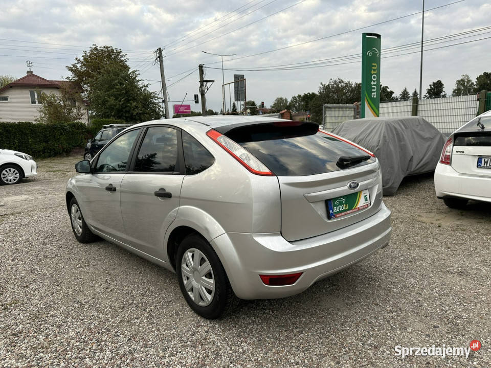 Ford Focus 16 benzyna 100 Uszkodzony Warszawa