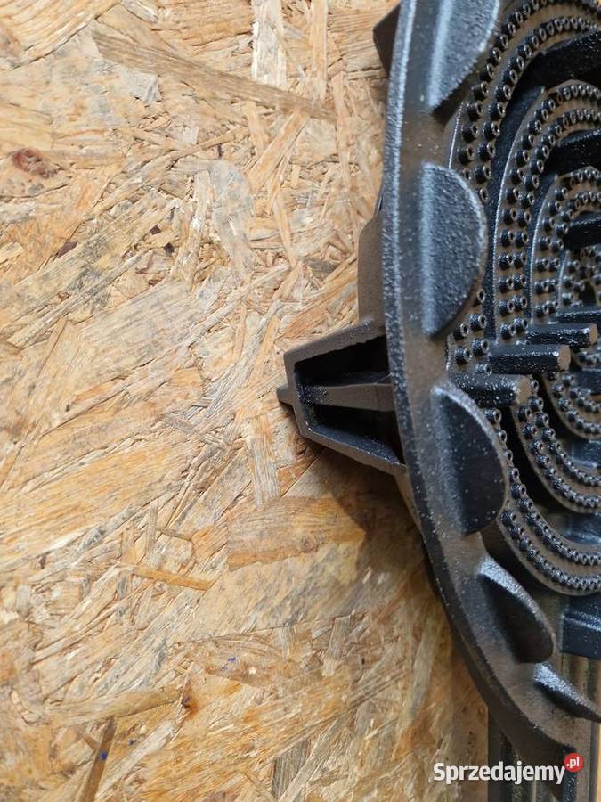 PROFESJONALNY ŻELIWNY DUŻY OKRĄGŁY TABORET Narzędzia Głogowa