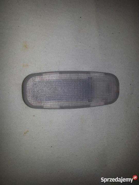 Lampka bagażnika Mercedes W212