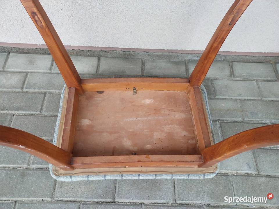 Stara taboret podnóżek do renowacji PRL Meble