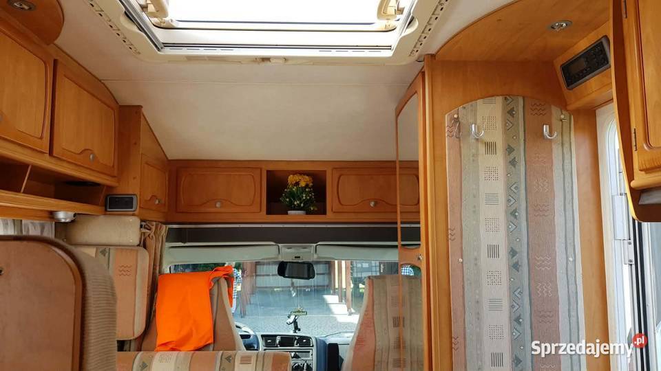 Fiata Ducato z zabudową Eura Mobil osoby Żołynia
