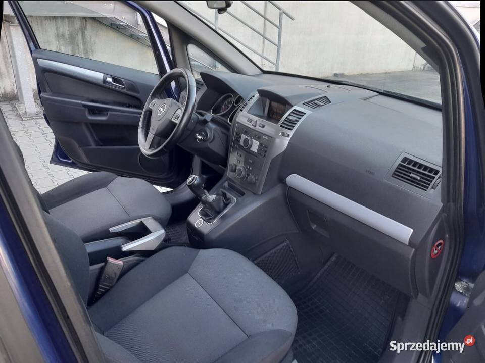 Opel Zafira 7 osób 18 LPG montowane w 2023 STAG Rydułtowy