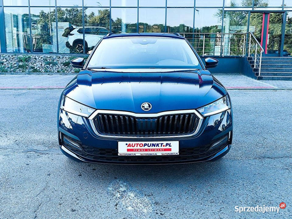 Skoda Octavia 2022r Carplay LED Navi Temp Adapt nieuszkodzony Kraków