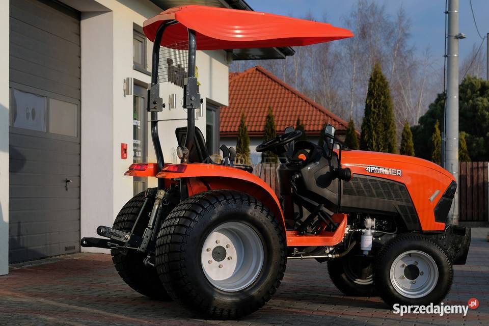 Ciągnik 4FARMER B2601 4x4 24 TURF Tajęcina