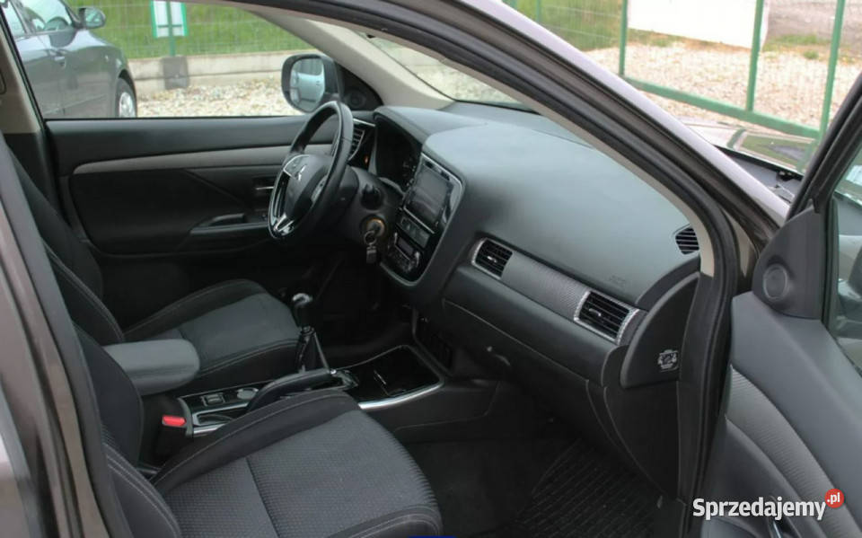 Mitsubishi Outlander 20 150NaviKamera2xalu III gniazdo USB Mitsubishi Harklowa sprzedam