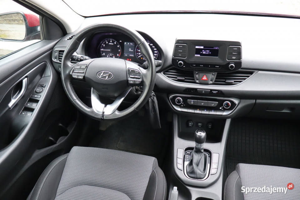 Hyundai i30 10 TGDI asystent pasa ruchu Zabrze