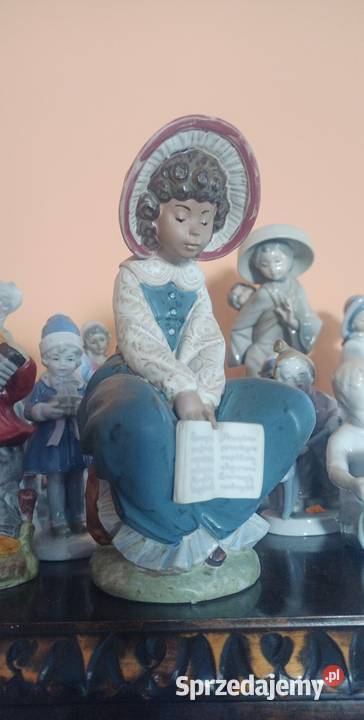 Figurka Daisa z książką Ręcznie robiona Lladro Gdańsk
