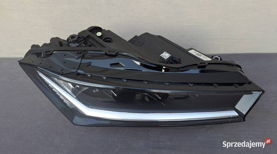 Lampa przód prawa Full LED Skoda Superb IV 2023 prawe Mielęcin sprzedam