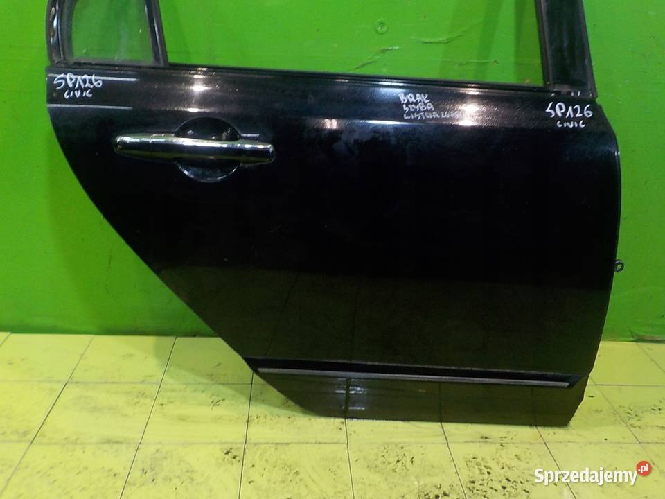 HONDA CIVIC VIII 13 iDSI 10r SEDAN 4D drzwi osobowe Suków