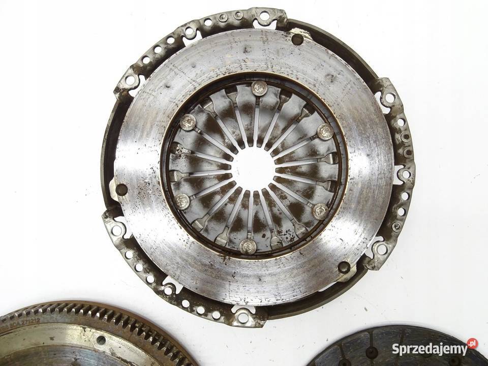 SPRZĘGŁO DWUMAS DWUMASOWE 14 TSI 04E141025 AUDI sprzedam