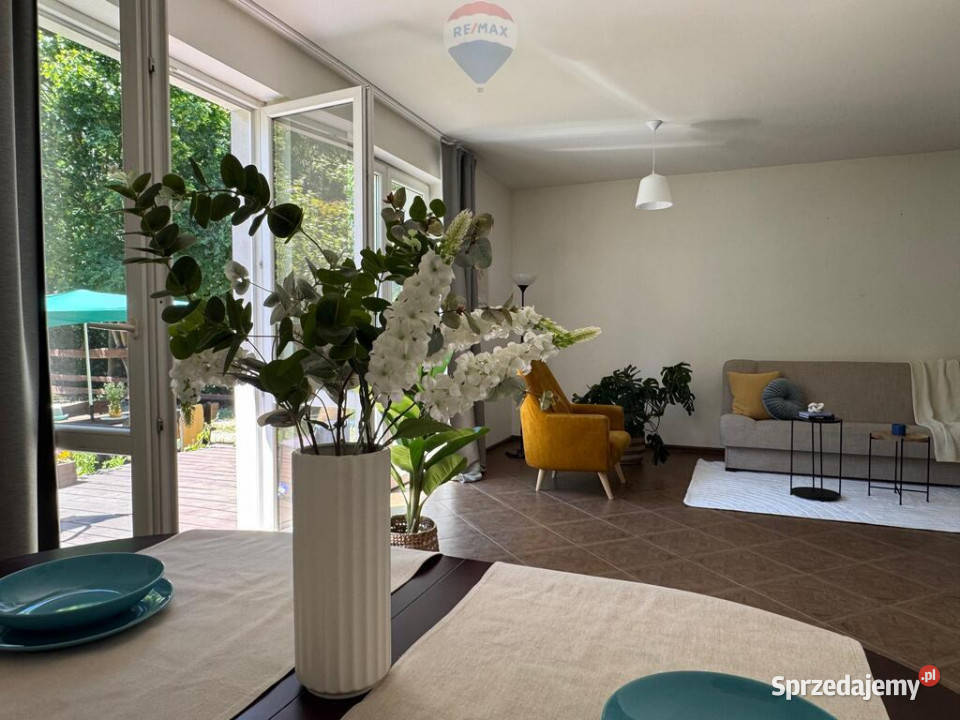 Dom z furtką do lasu na każdy etap życia mieszkalny Łoś