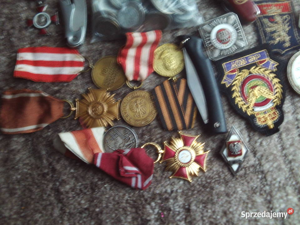 Militariazestaw różności sprzedam