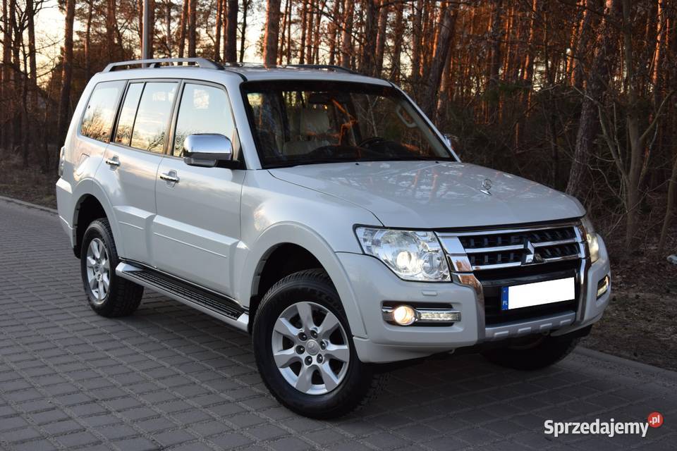 MITSUBISHI PAJERO 35 V6 GLS DUBAI SUPER STAN I 3500cm3
