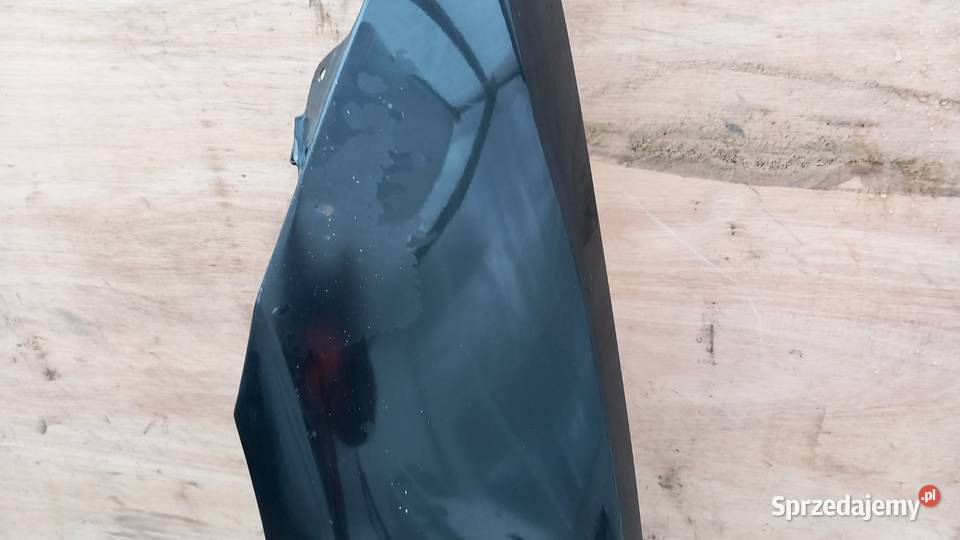 BMW E90 E91 FL BŁOTNIK PRZÓD LEWY 668 Zbierkowo
