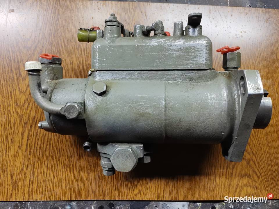 Pompa wtryskowa Massey Ferguson 235