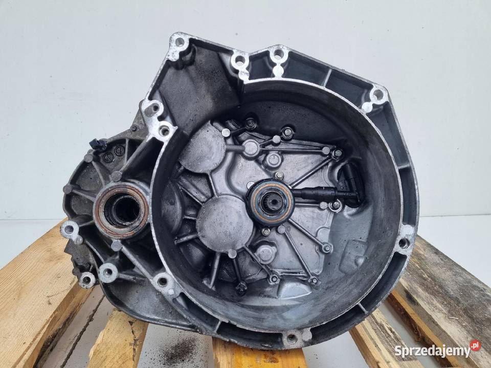 Volvo V40 II 16 D2 SKRZYNIA BIEGÓW CV6R7002GD Chełm