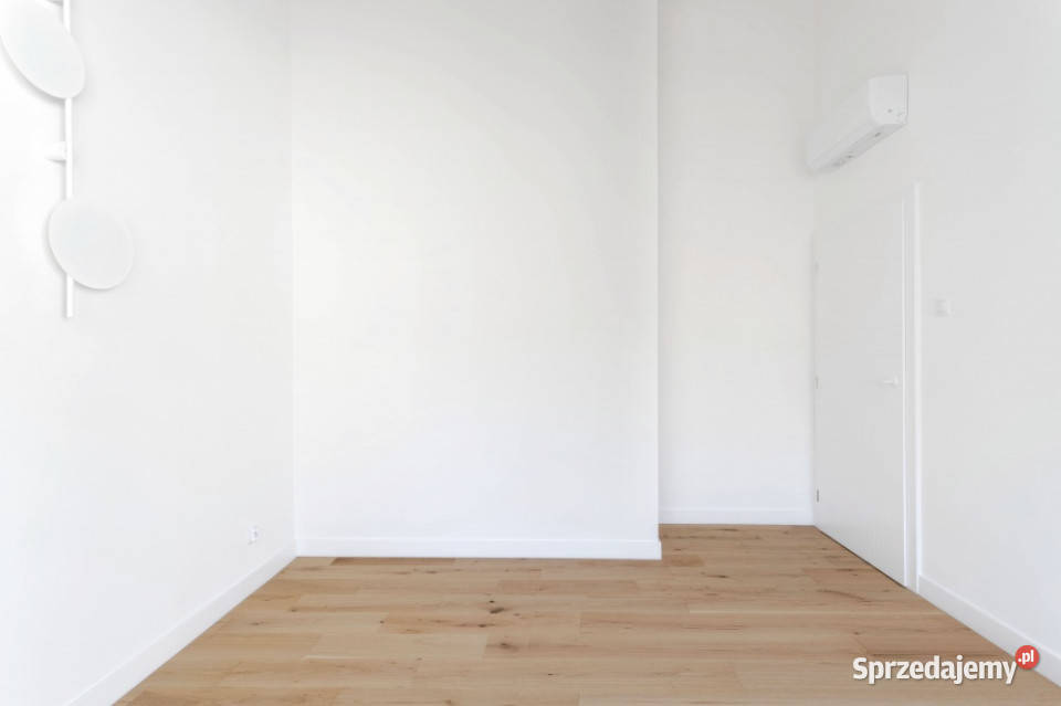 Styl z charakterem Metro Cisza Zieleń Antresola Warszawa