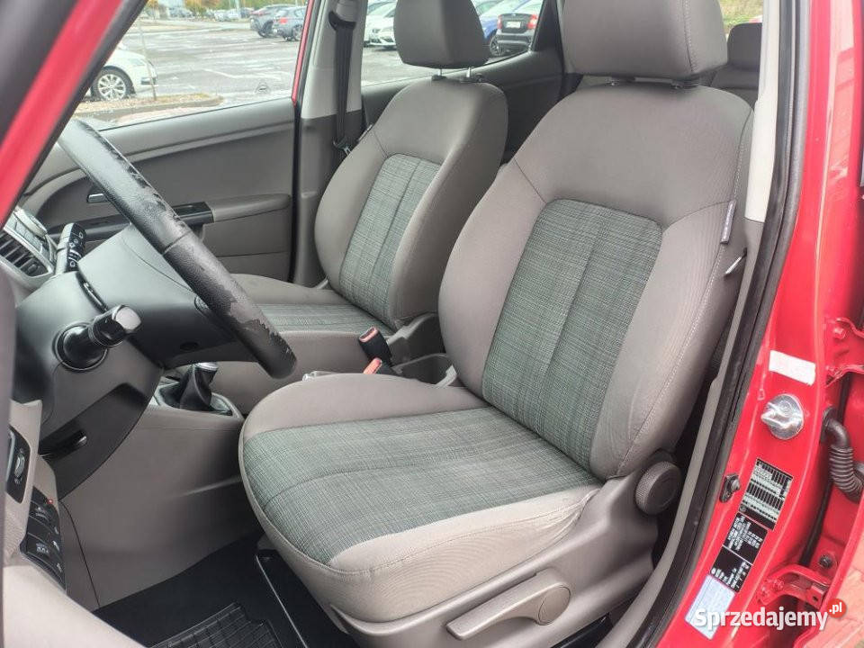 KIA Venga 2010r salon niski przebieg czujniki Poznań