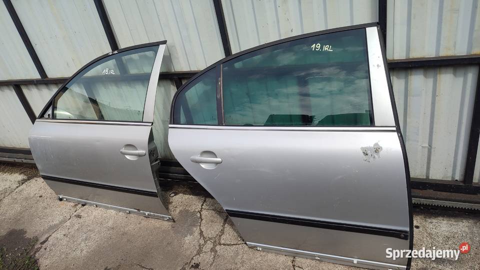 SKODA SUPERB I 3U 0106 DRZWI LEWE PRZÓD Włoszczowa